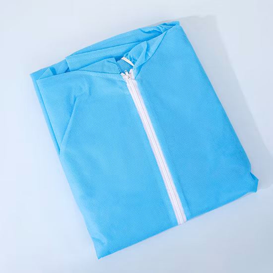 OEM CE Tipo 4/5/6 EPI Uniforme de Segurança Antiestático Roupa de Proteção Química Microporoso PP PE 60GSM Com Capuz Não Tecido Fato Macacão Médico